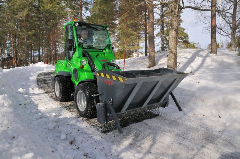 Мини погрузчик AVANT 200/800 Финляндия Альтер-ва Bobcat Бобкет