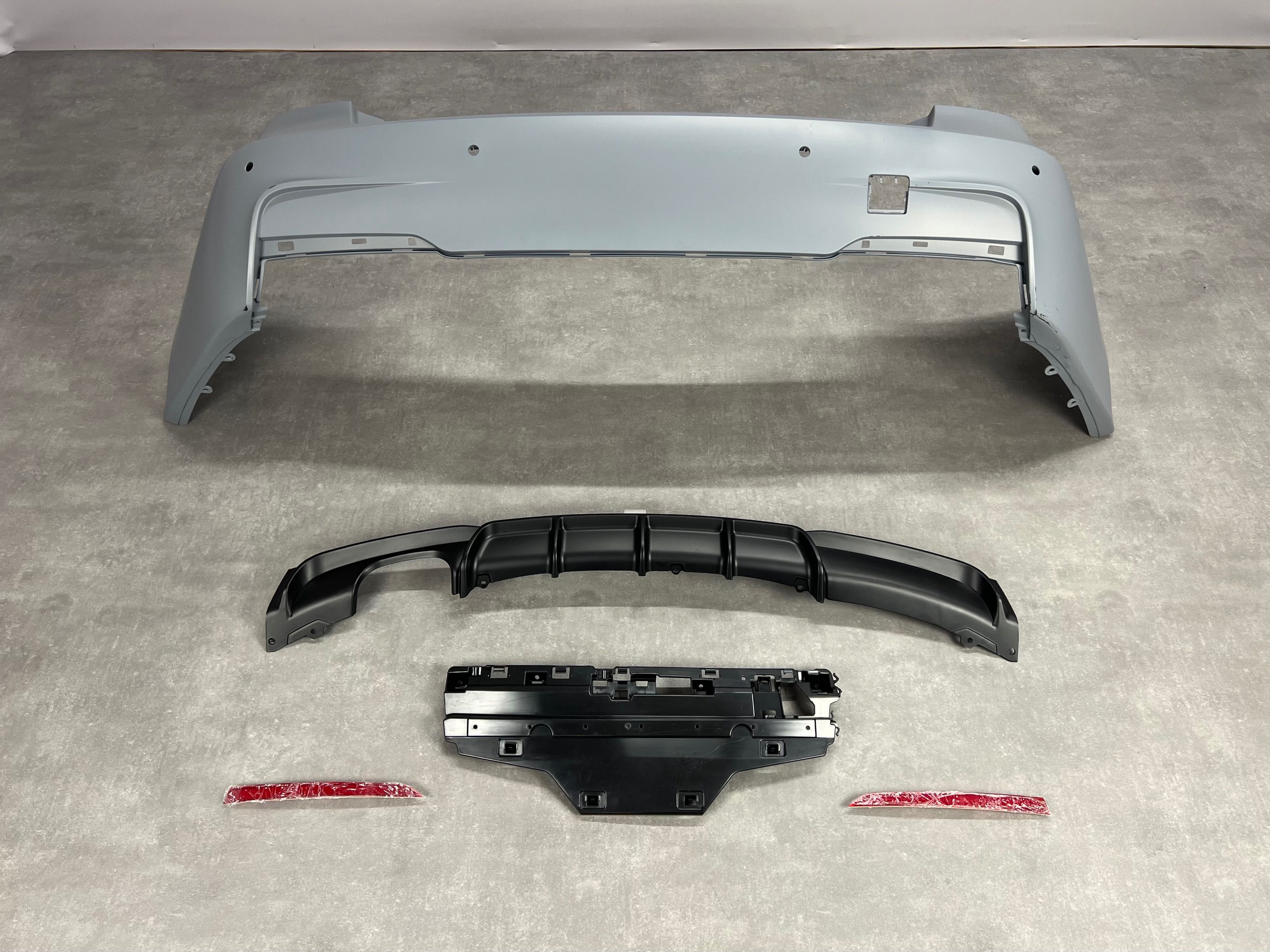Задній бампер BMW 3 F30 m-paket / БМВ 3 Ф30 М-пакет
