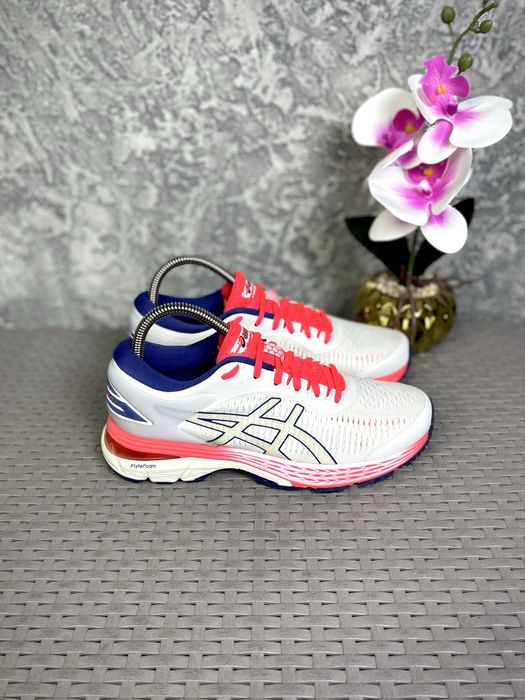ASICS Gel-Kayano 25 кроссовки 38 размер женские спортивные белые