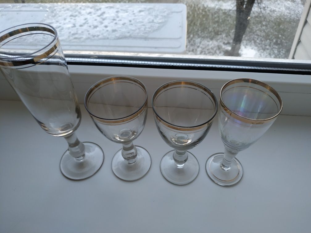 Стопки, фужеры, стаканы времён СССР качественные.