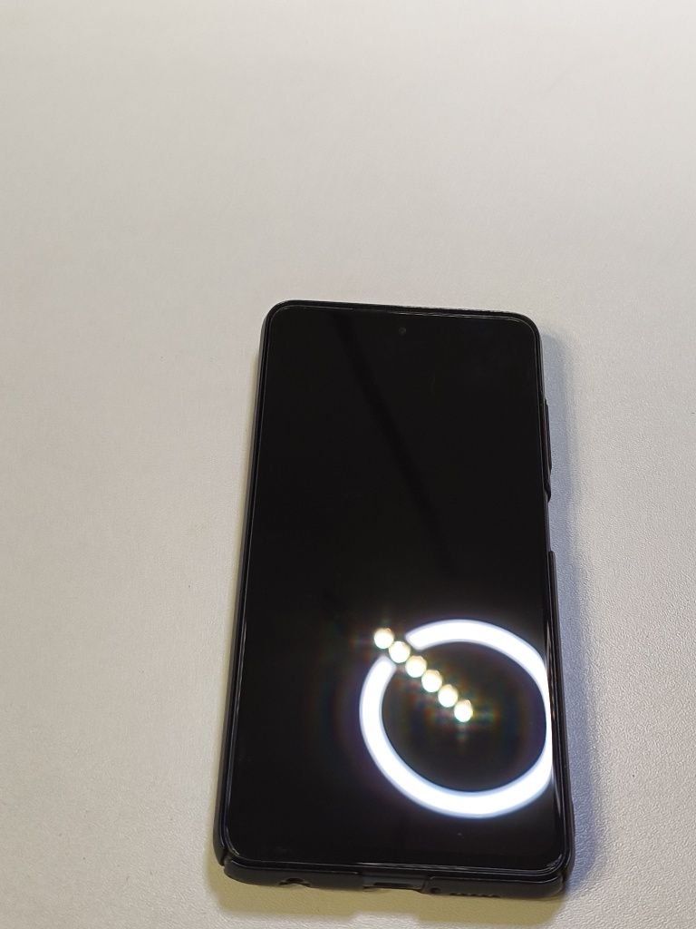 Смартфон Poco X3 NFC 6/64 в хорошем состоянии