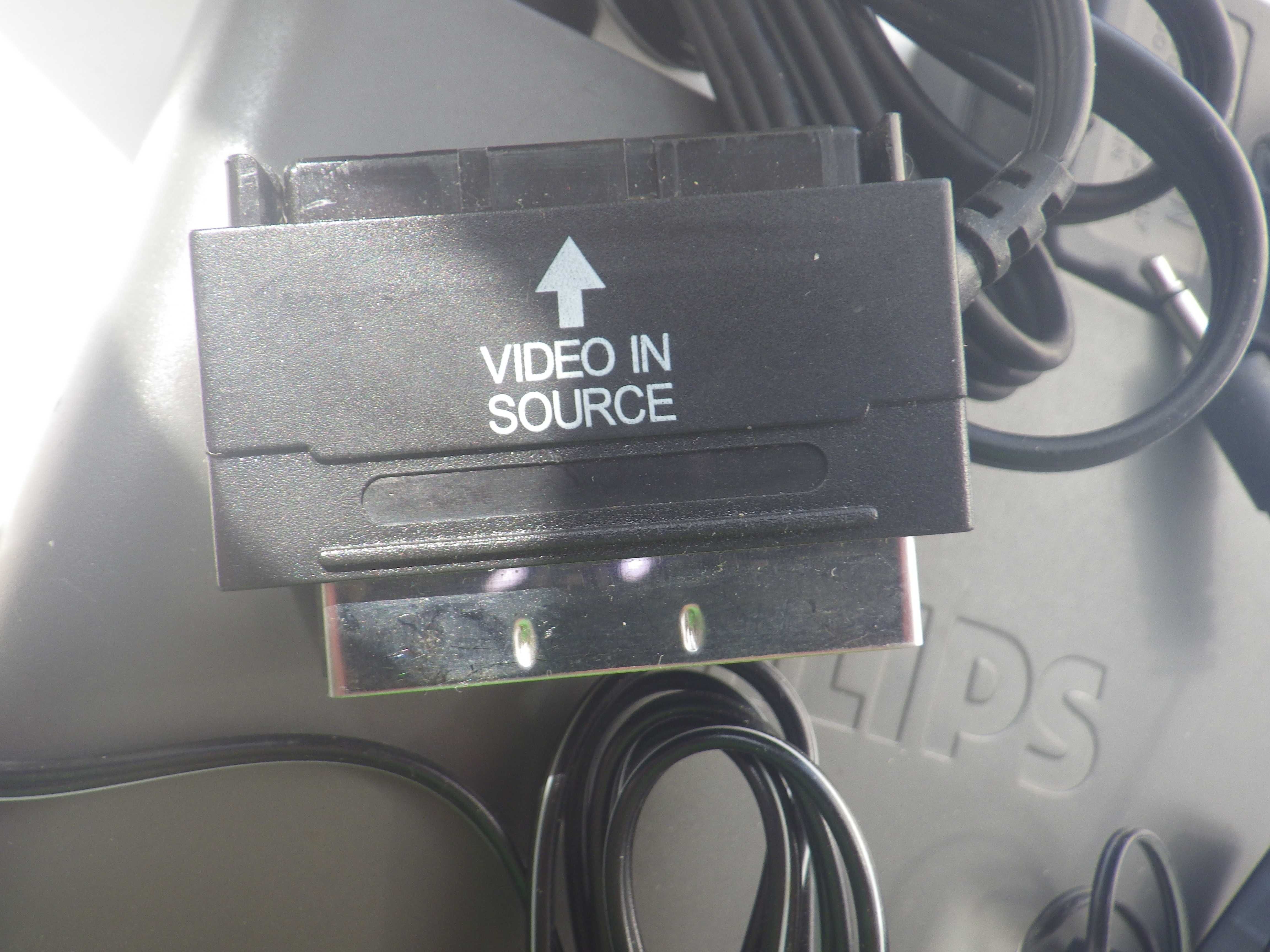 Передатчик и ресивер Philips SBC VL1100 TVLINK в комплекте с кабелями