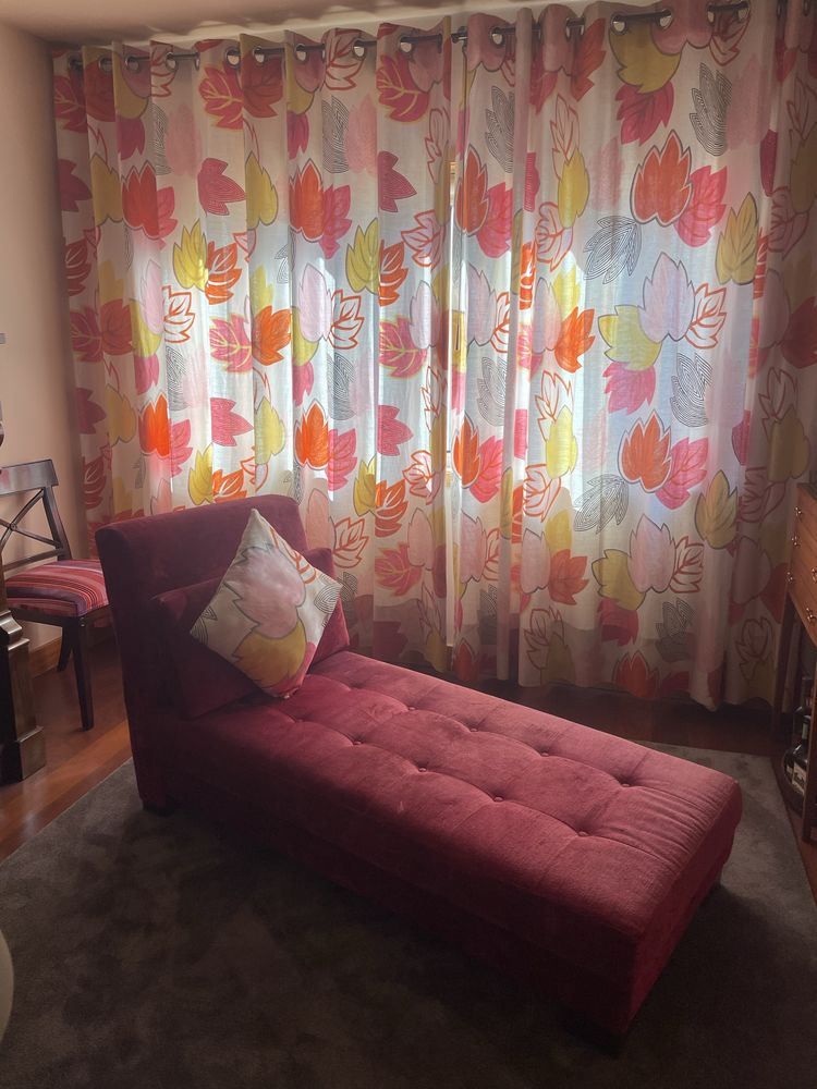 Chaise long veludo cor de rosa