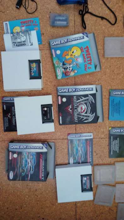 Material, jogos e acessorios game boy