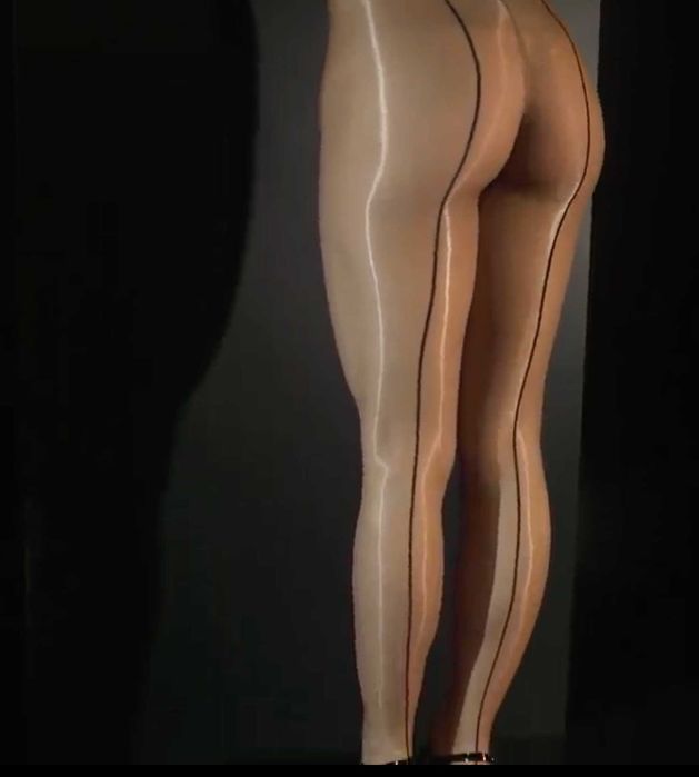 Колготки зі швом ззаду та з легким блиском