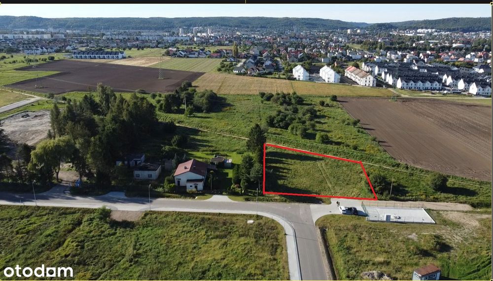 Działka przemysłowa Rumia – 1890 m², media w drodze, wjazd,,  projekt