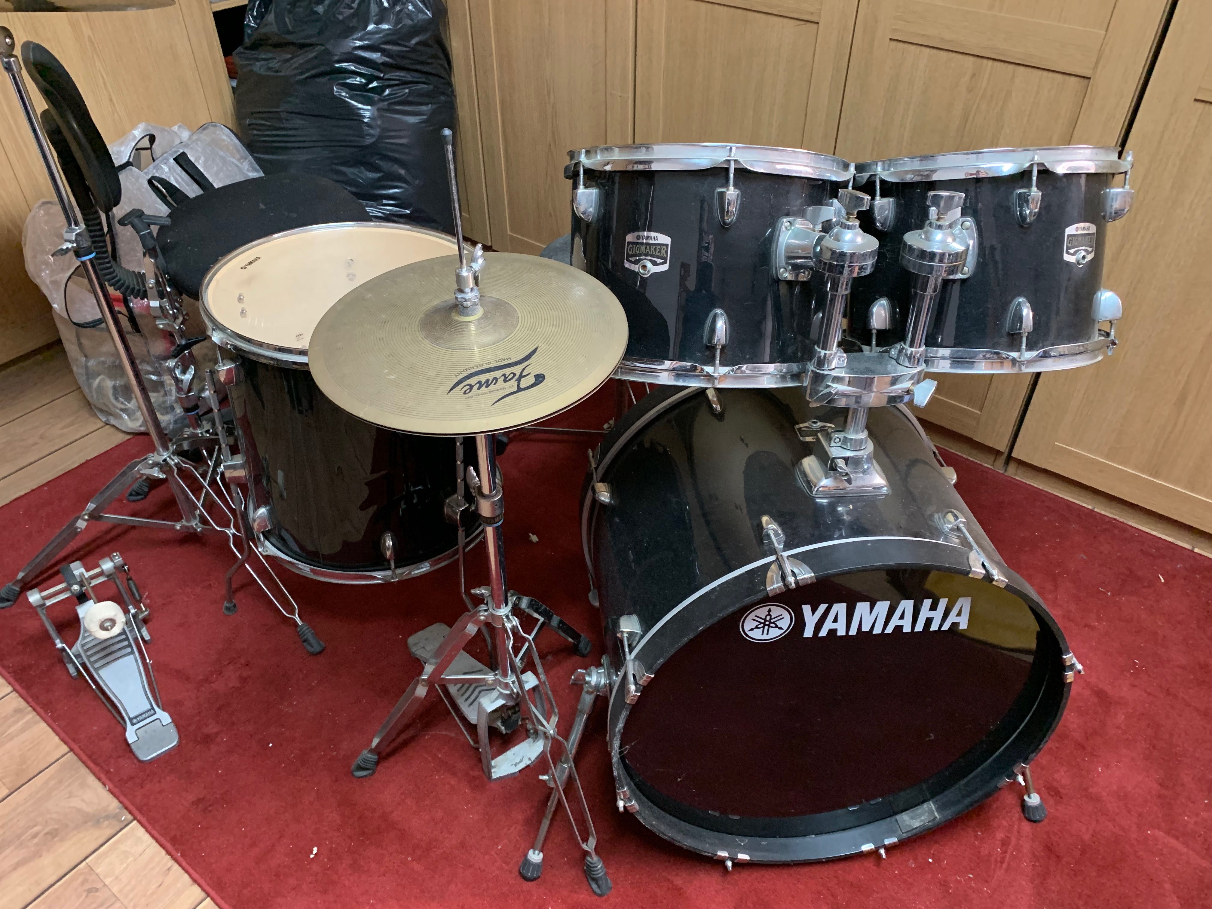 VENDE SE Bateria  acustica Yamaha