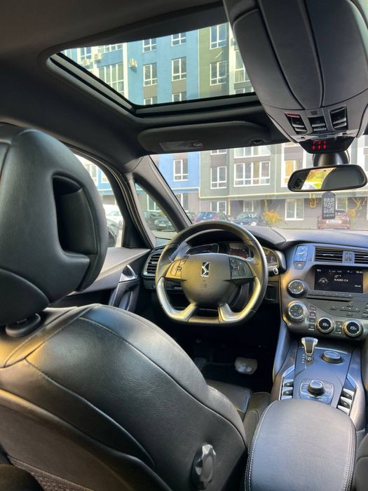 Ds5 гібрид/дизель ПОВНИЙ ПРИВІД 200к.с