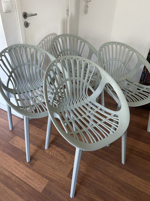 Conjunto 5 cadeiras como novas