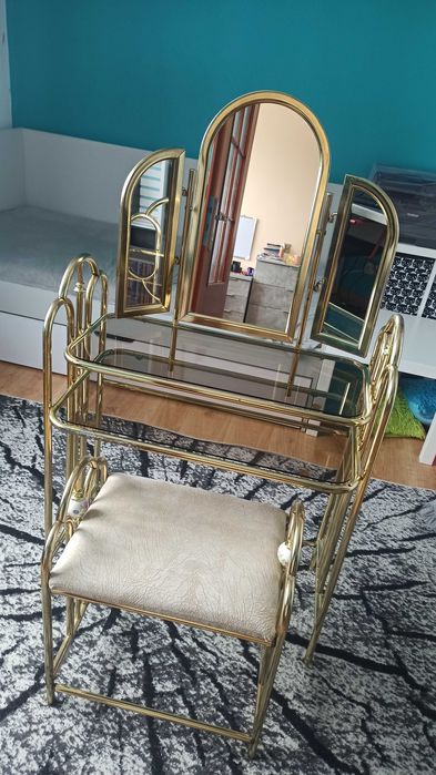 Toaletka złota Ard Deco