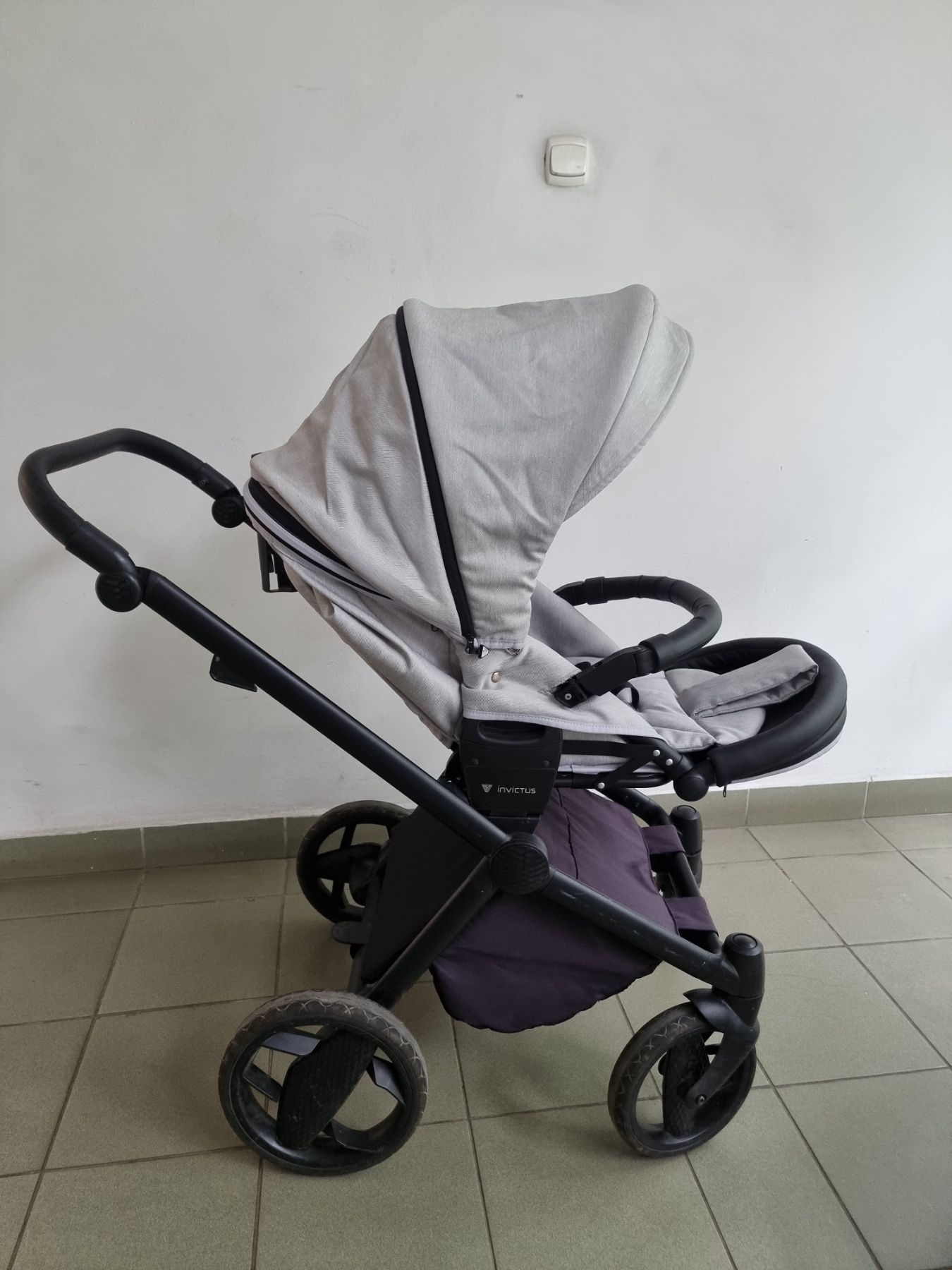 Wózek Invictus V-Plus