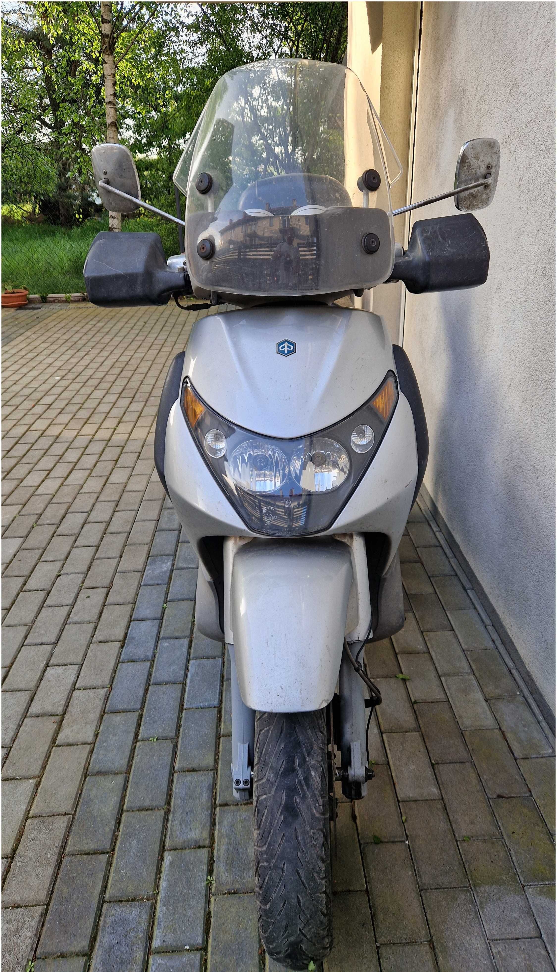 Piaggio Beverly 200