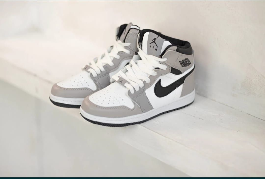 Promocja Nike Air Jordan 1 Mid Grey r 36 skarpetki Nike gratis