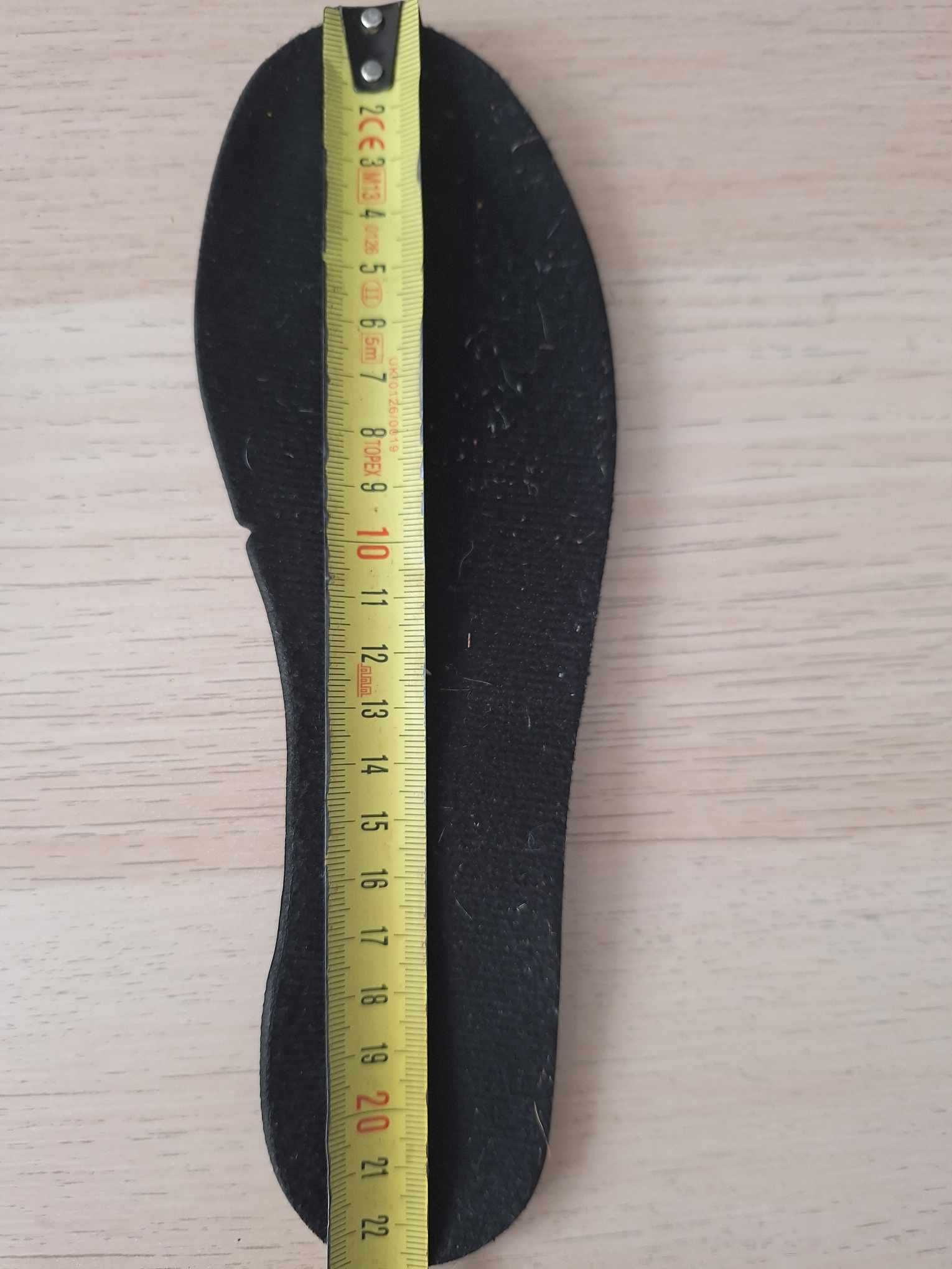 Wrotki crivit 33/34 z wzorem USA, wkładka 22,6 cm