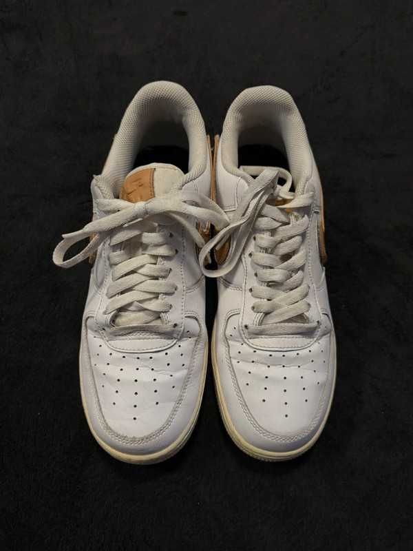 Nike Air Force 1 Low Removable Swoosh - Size 42.5