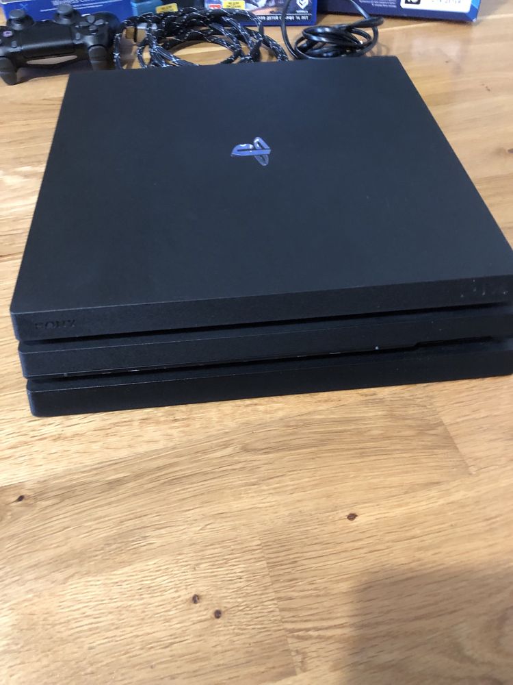 Sony playstation 4 pro