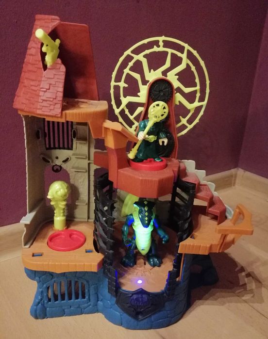 Wieża czarnoksiężnika Fisher Price