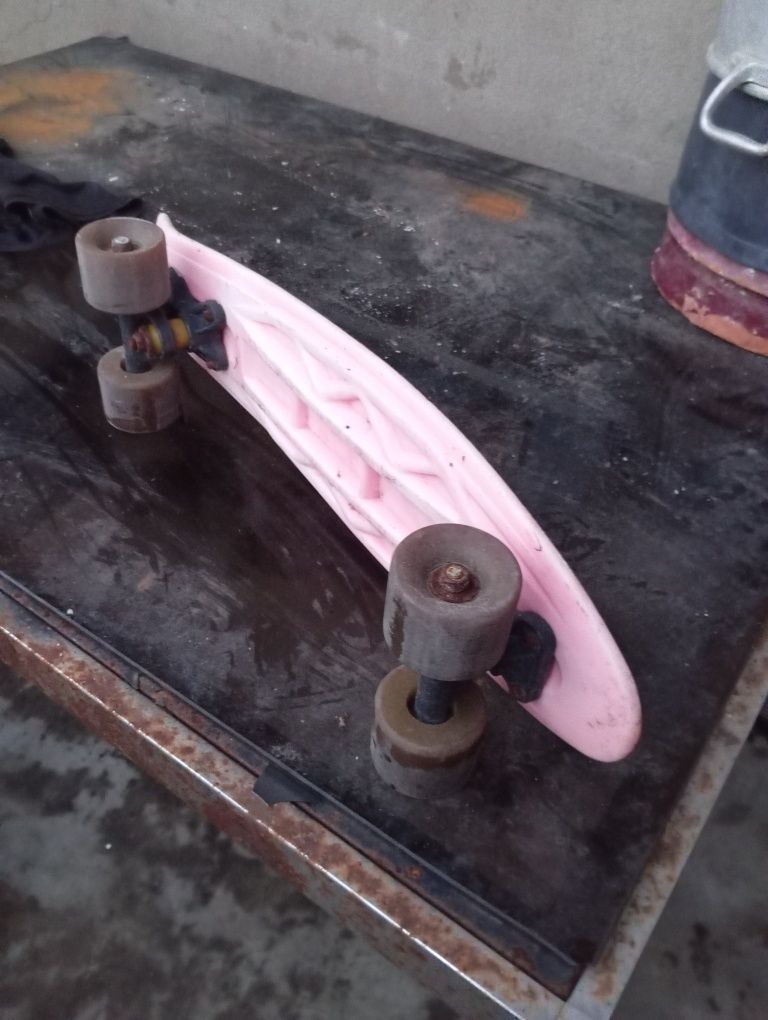 Skate Crusier...