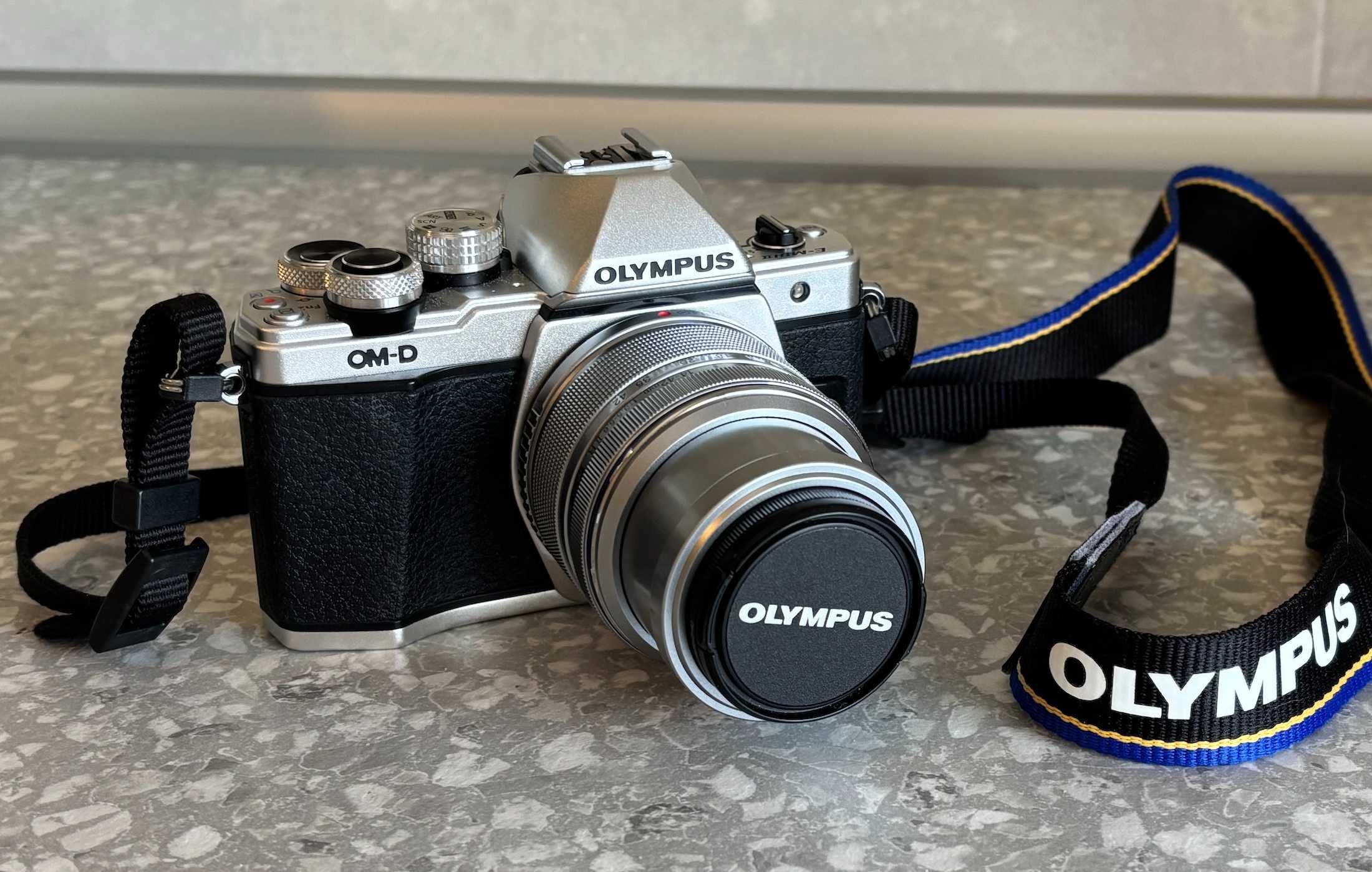 Olympus OM-D E-M10 II (câmara digital)