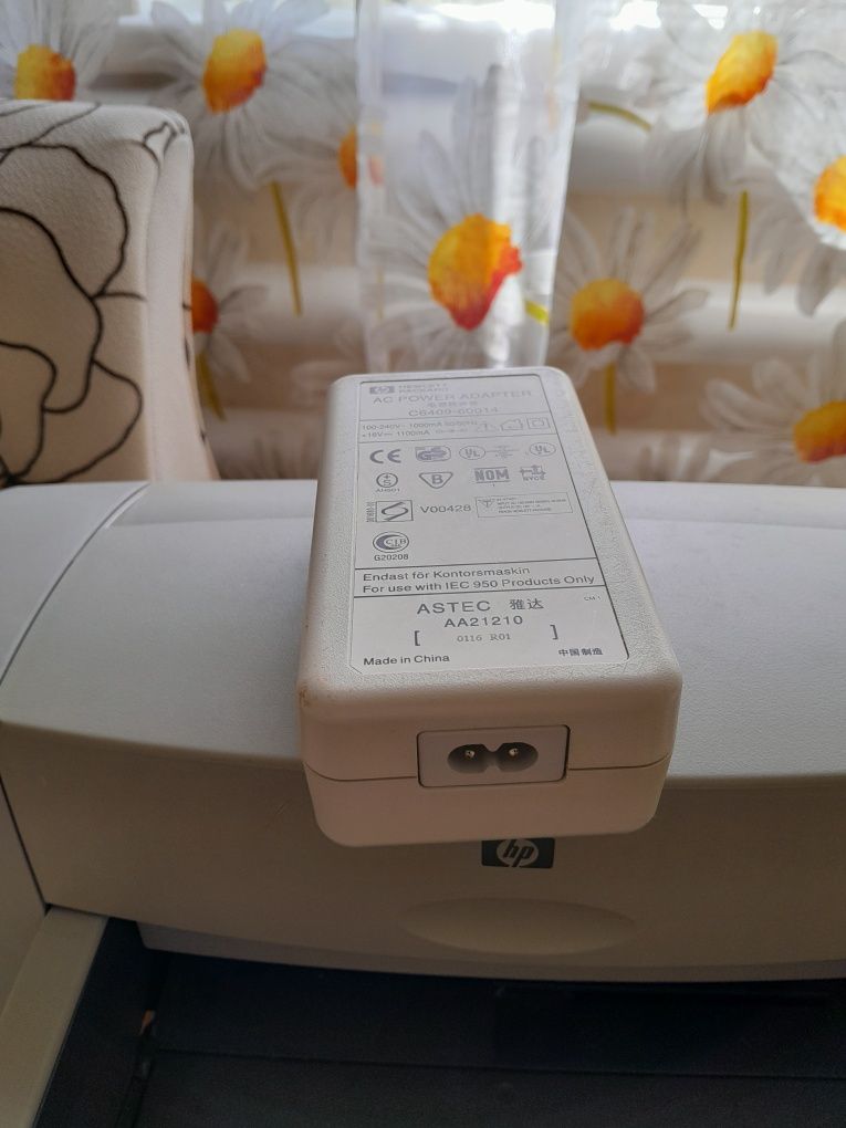 HP deskjet 845c принтер