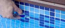 Colagem de Ervineis (pastilhas de piscina - azulejos)