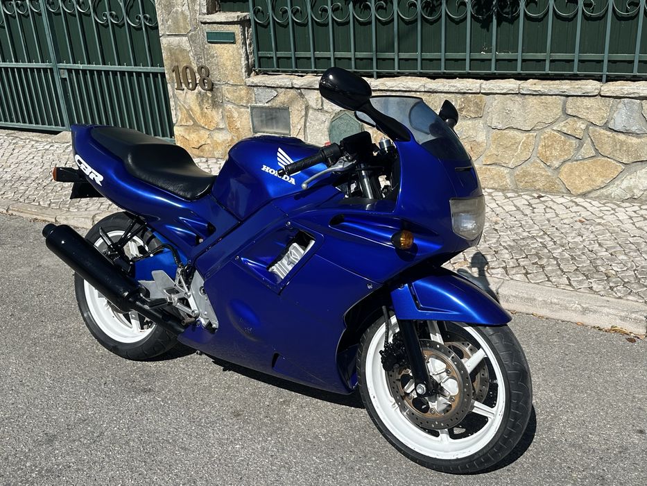 Honda cbr 600 f impecavel