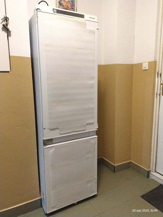 Sprzedam lodówkę Samsung do zabudowy