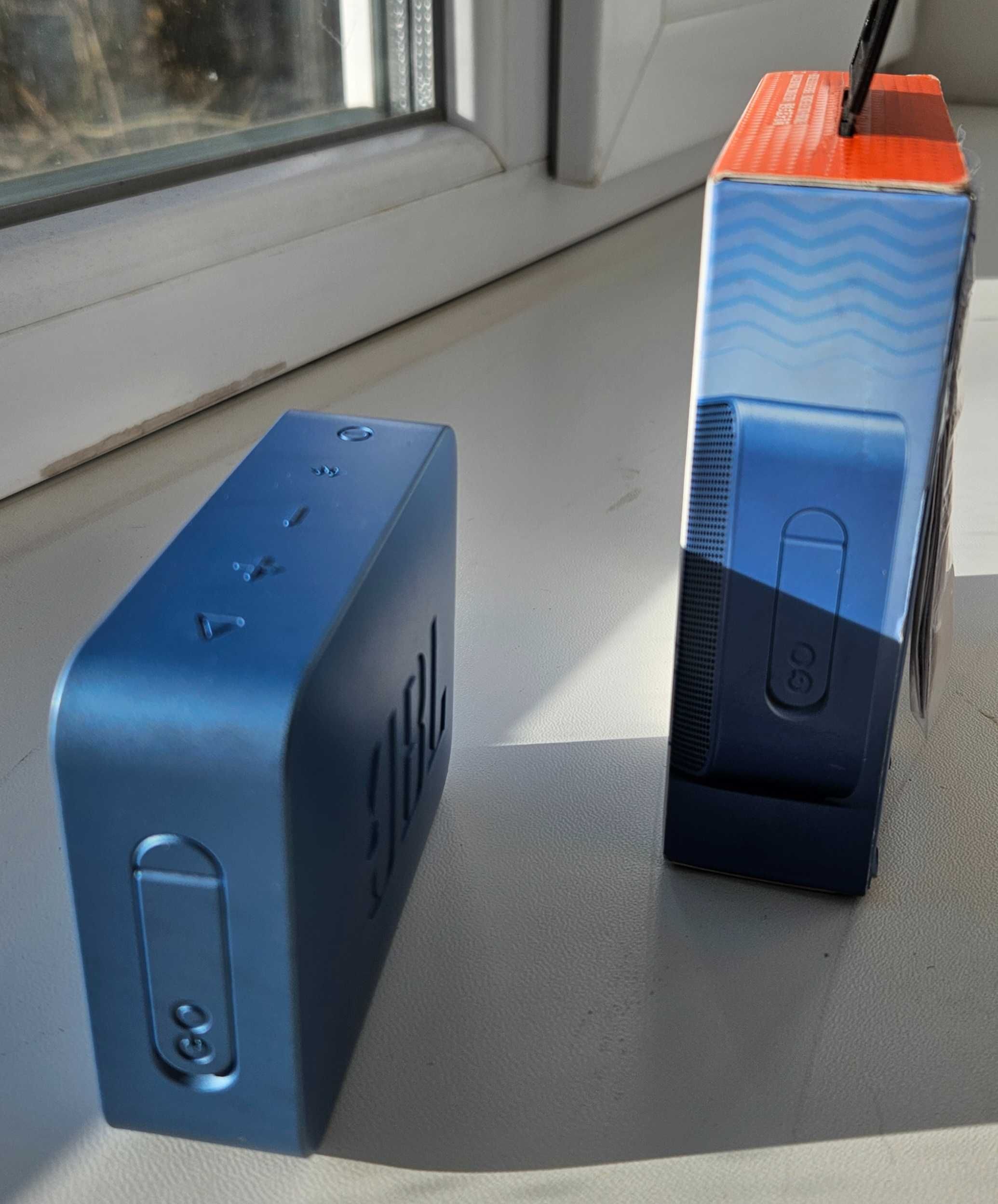 Акустична система (Bluetooth колонку) JBL Go Essential Blue