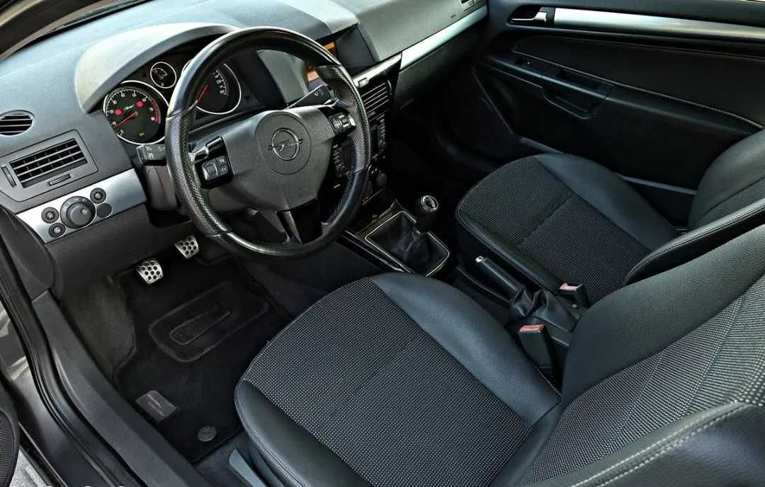 Opel Astra H GTC 1.4 benzyna • Xenony  • Klima • Bluetooth