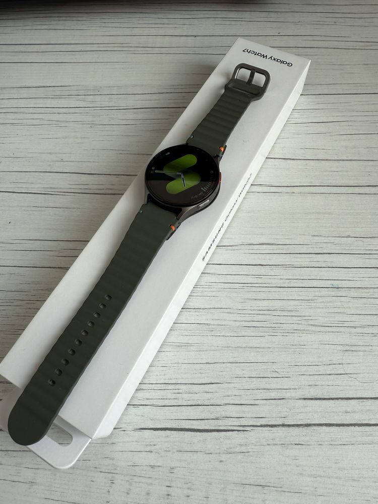 Смарт-годинник Samsung Galaxy Watch7 44mm Silver