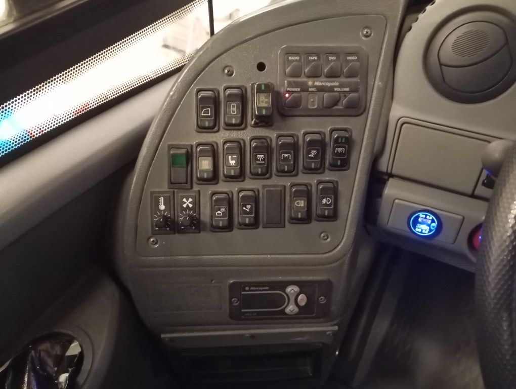 Mini Bus Iveco 3.0 180cv (Marcopolo)
