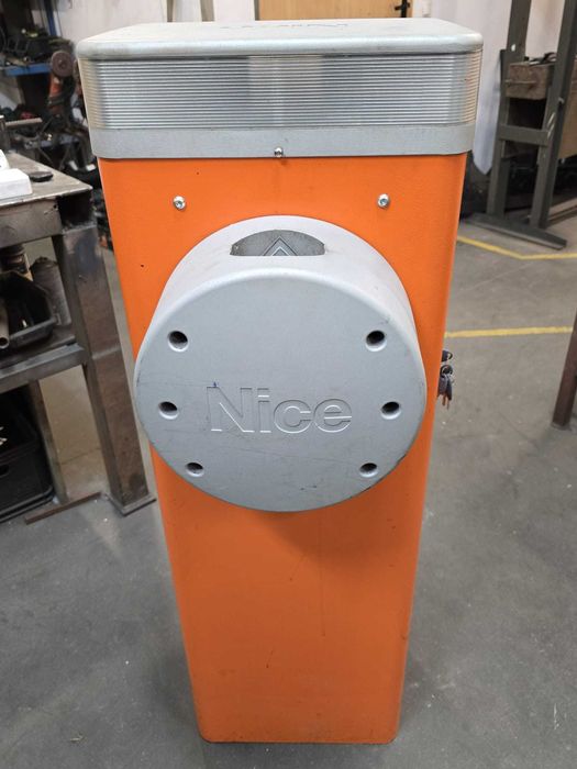 Napęd / Szlaban/  Nice M5BAR