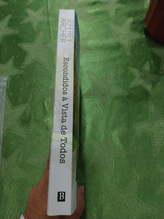 Escondidos à vista de todos.  Portes incluídos