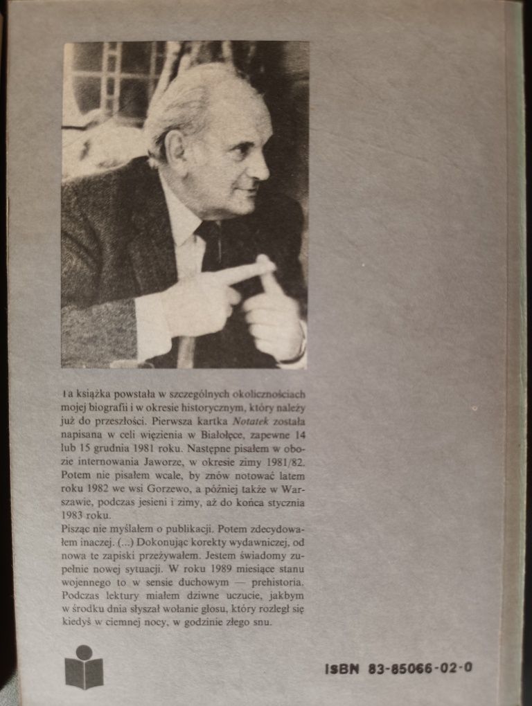 Z notatnika stanu wojennego / rzeczy