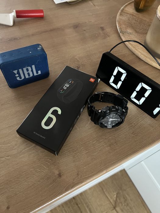 sprzęt elektroniczny jbl, casio, opaska mi band 6,zegar