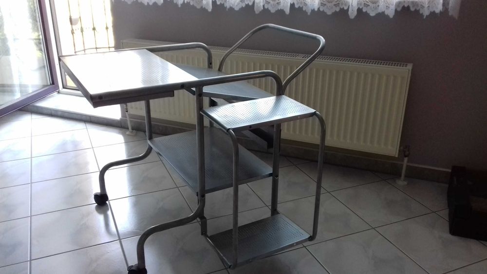 Stolik dla dziecka.