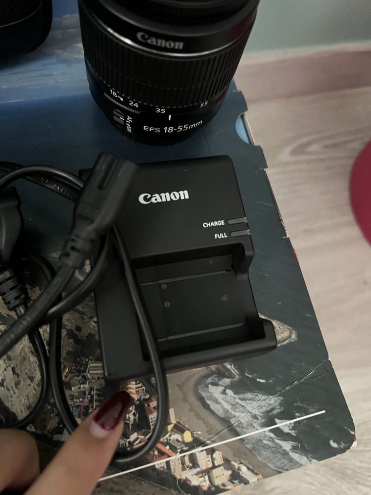 Canon eos2000d com 1030 disparos travel kit