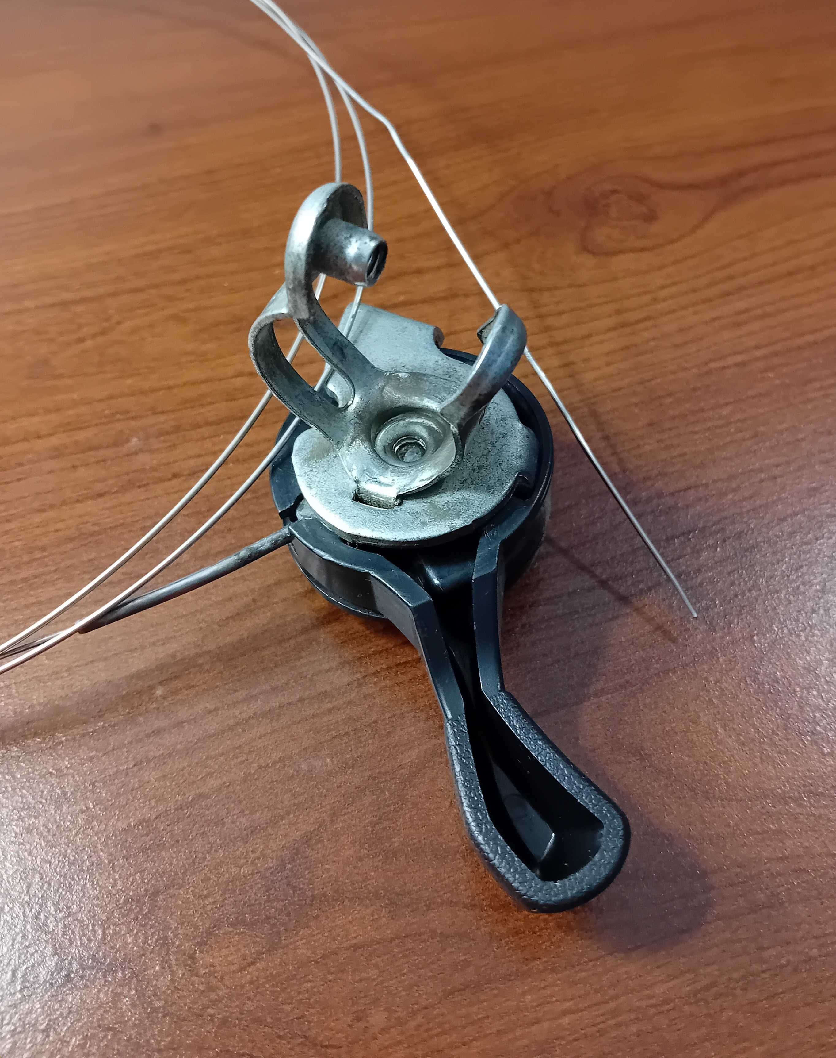 Manetka,dźwignia przerzutki Shimano PPS prawa, 6-biegowa /RETRO/.