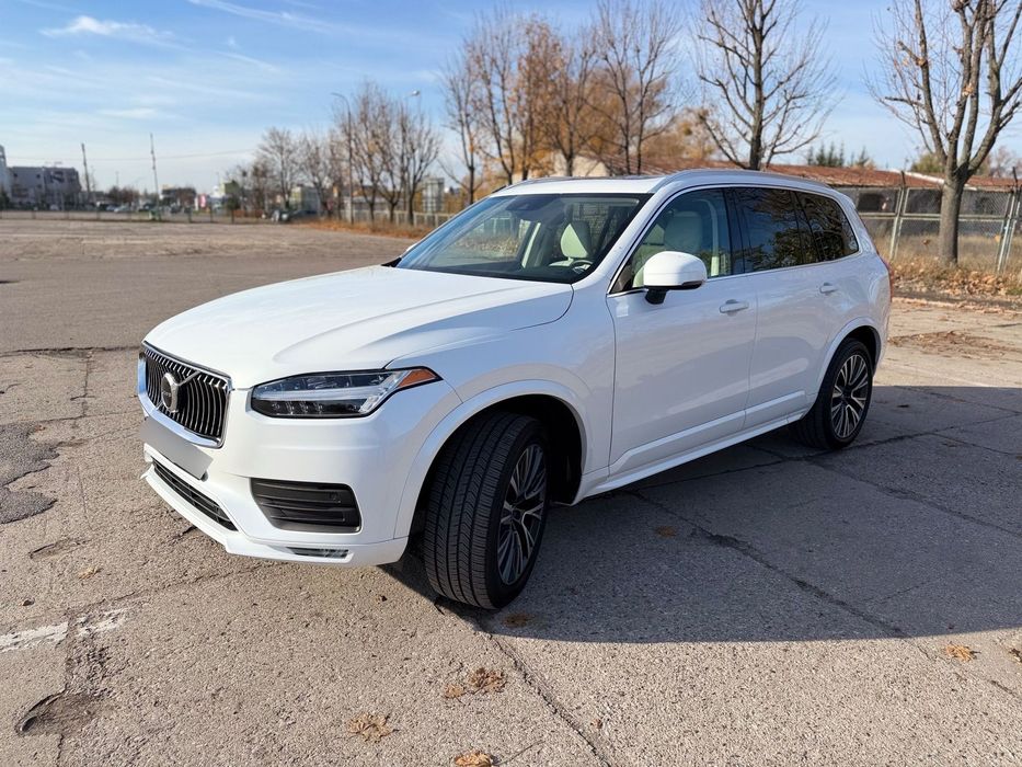 Volvo XC 90 Volvo XC90  4x4 7os stan idealny