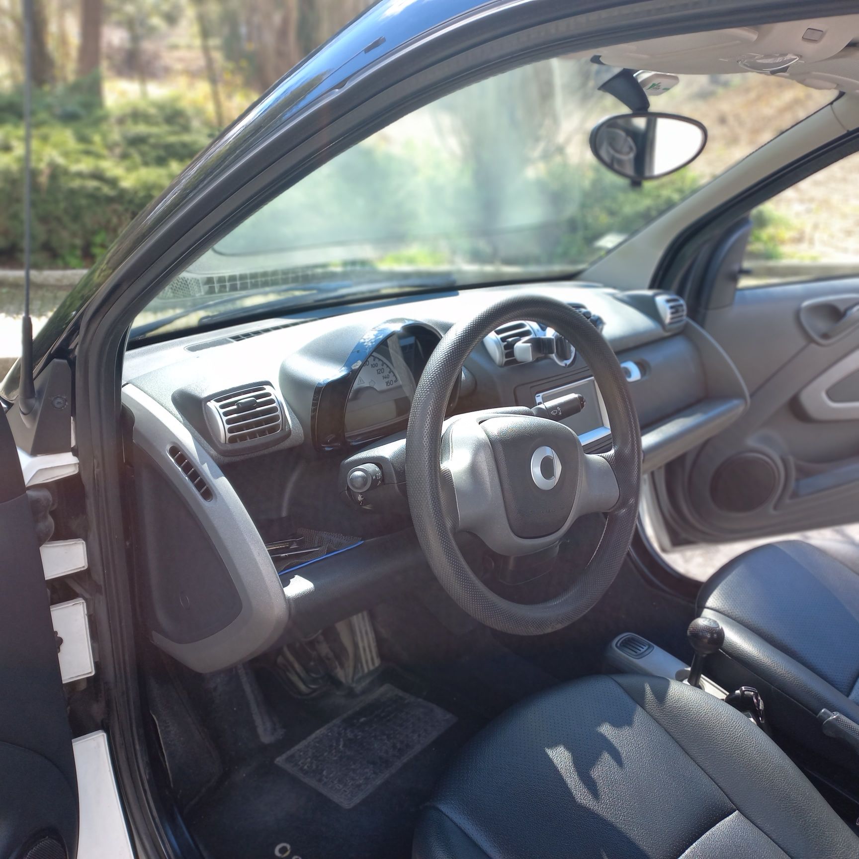 Vende-se Smart fortwo coupé 0.90 Cdi 2010, poucos km