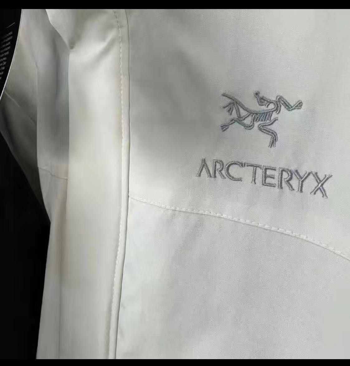Курточки Arcteryx на весну не теплі гортекс оригінал.