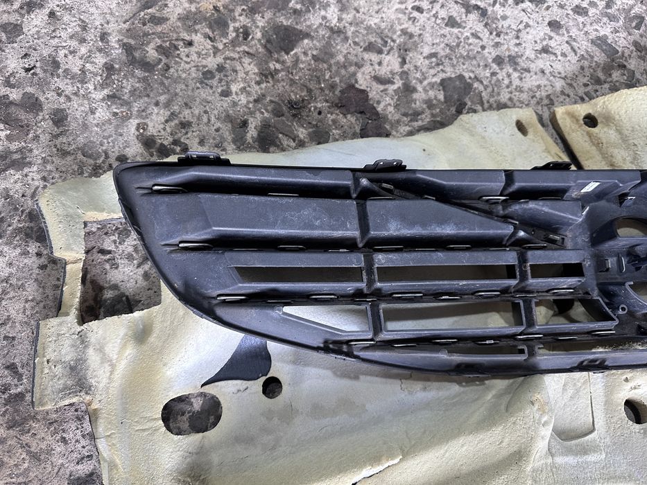 Решітка радіатора решотка радиатора volvo s60 v60 xc60 xc40