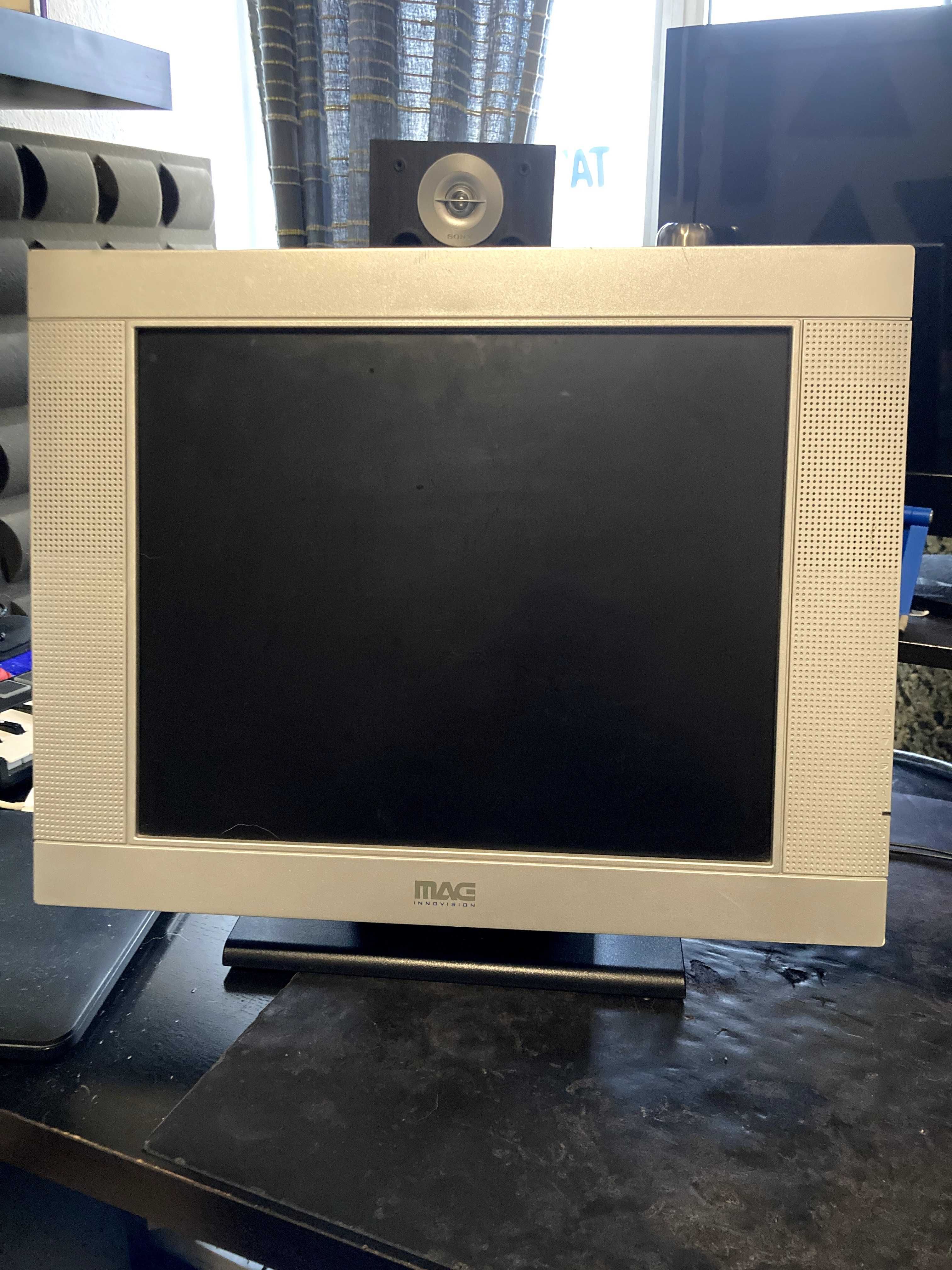 Monitor Mag Innovision Modelo 780