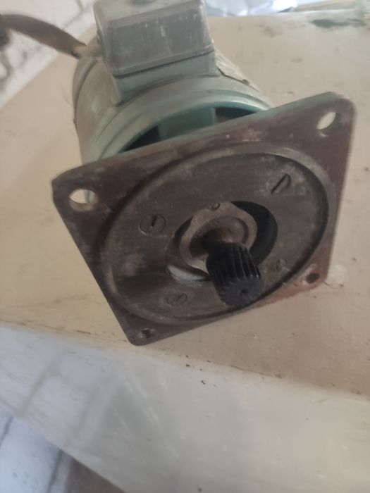 Электро двигатель