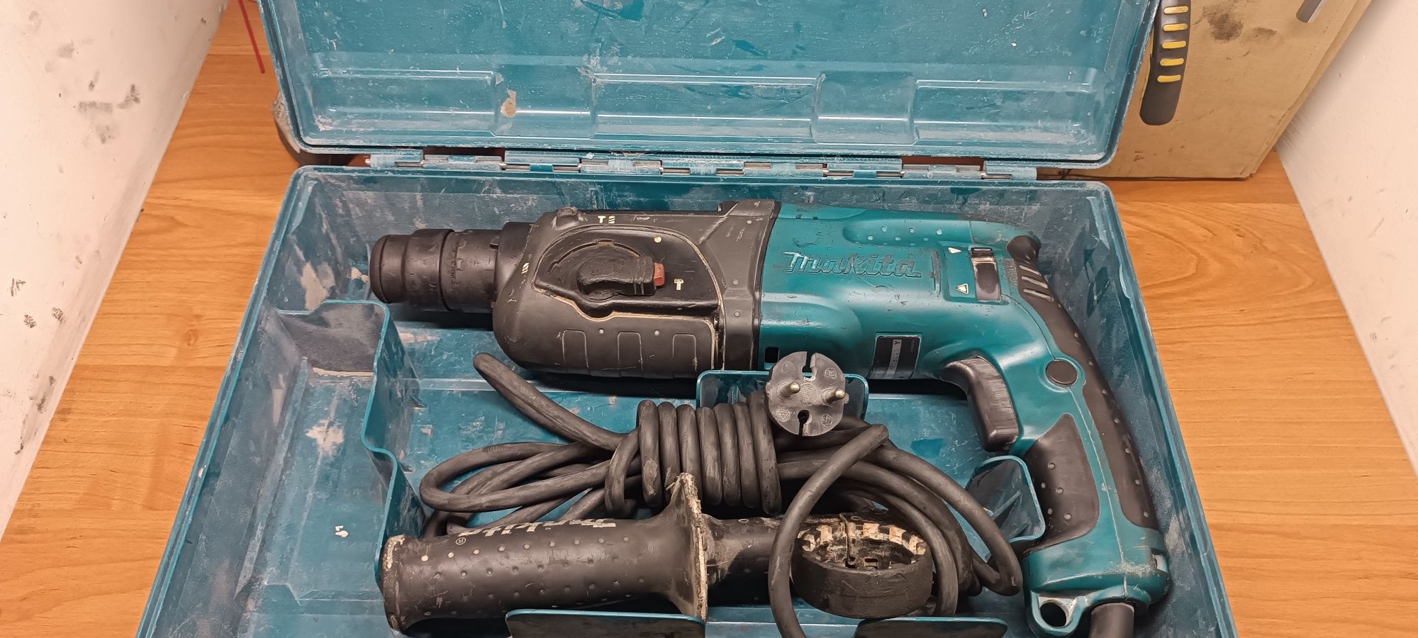 Makita HR2470 mlotoweirtarka ostatnia sztuka