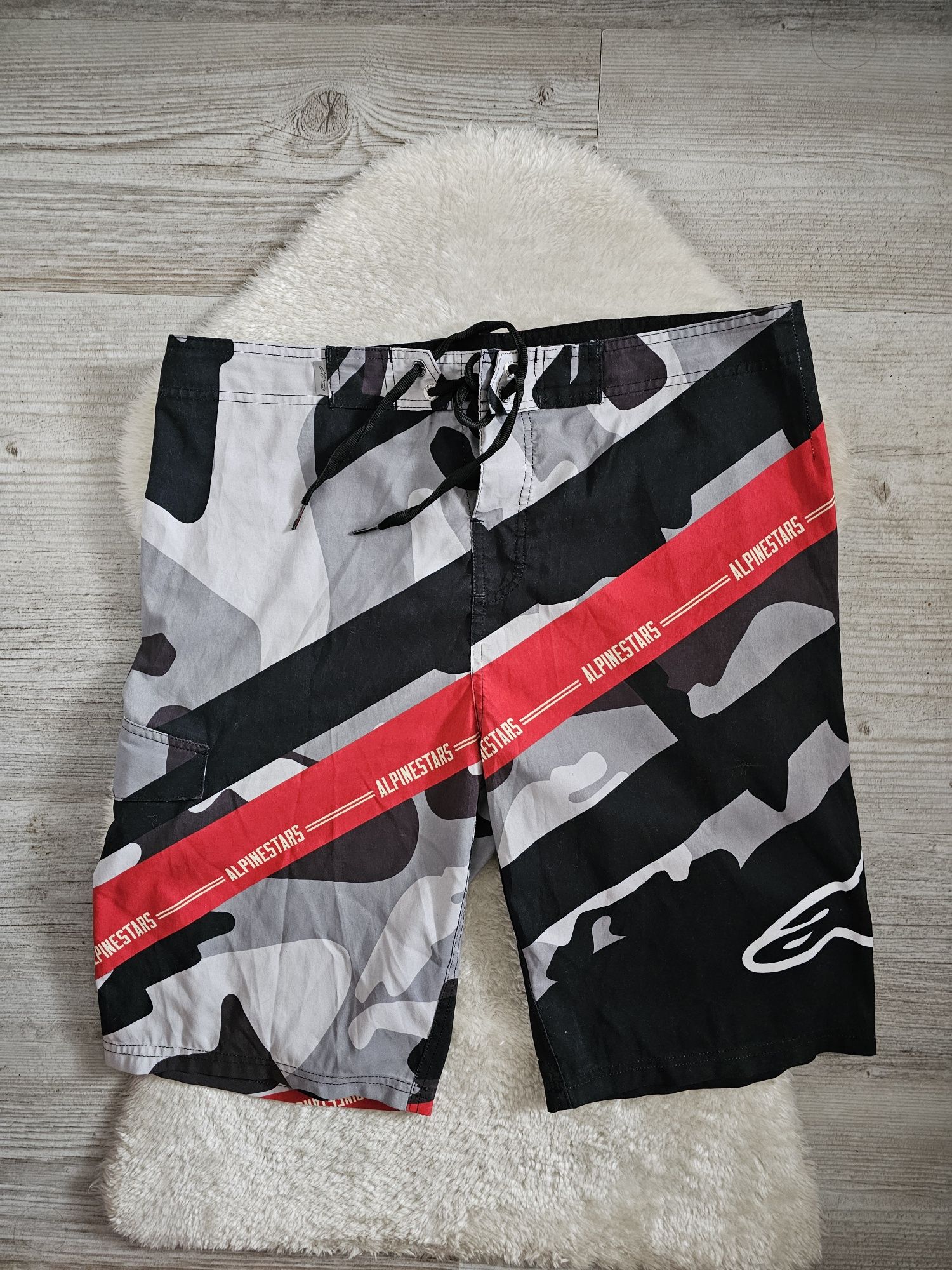Spodenki Alpinestars Rozmiar L / 34 Szorty Alpinestars 34 Spodenki fox