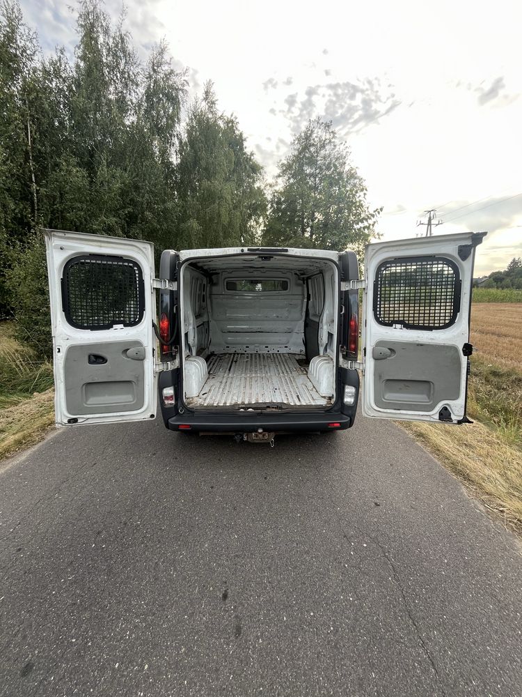 Nissan Primastar 1.9 Dwa kluczyki Opel Vivaro Renault Trafic