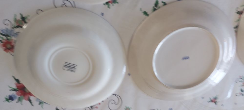 Conjunto de pratos ingleses