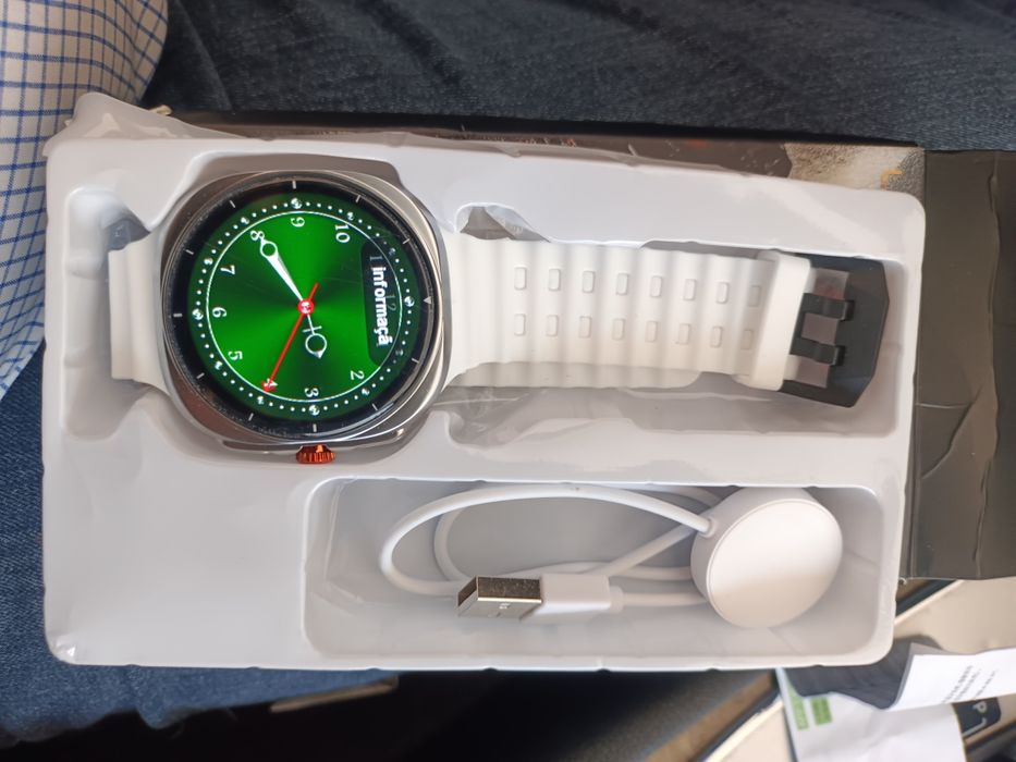 Smartwhatc novo a estrear