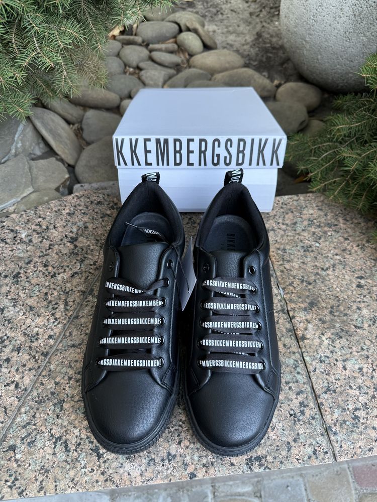 Оригінальні кросівки Bikkembergs Розмір: 37,39